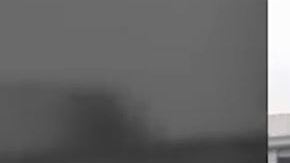 Abuela conduce silla de ruedas