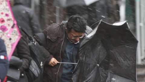 Las malas condiciones del tiempo continuarán hasta mañana.