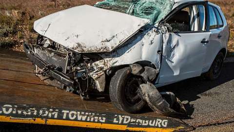 car-accident-1538175_1280