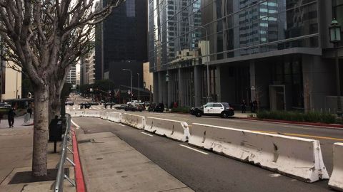 No está confirmado, pero el despliegue de seguridad hace pensar que Trump pasara ahí la noche.