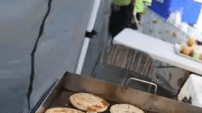 La oposición de los vendedores de El Pueblo muestra las dificultades para solucionar la crisis de las personas sin hogar