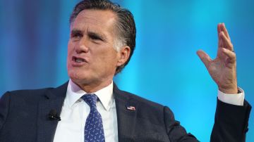 Romney desata polémica por sus comentarios sobre inmigración.