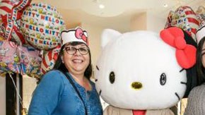 Hello Kitty tiene una línea exclusiva para Universal Studios Hollywood en la tienda Animation Studio.