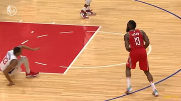James Jarden colaboró en el triunfo de Houston Rockets con 25 puntos
