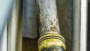 Las diferencias van más allá del combustible usado.