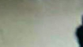 La policía espera que alguien reconozca al sujeto y lo reporte de inmediato.