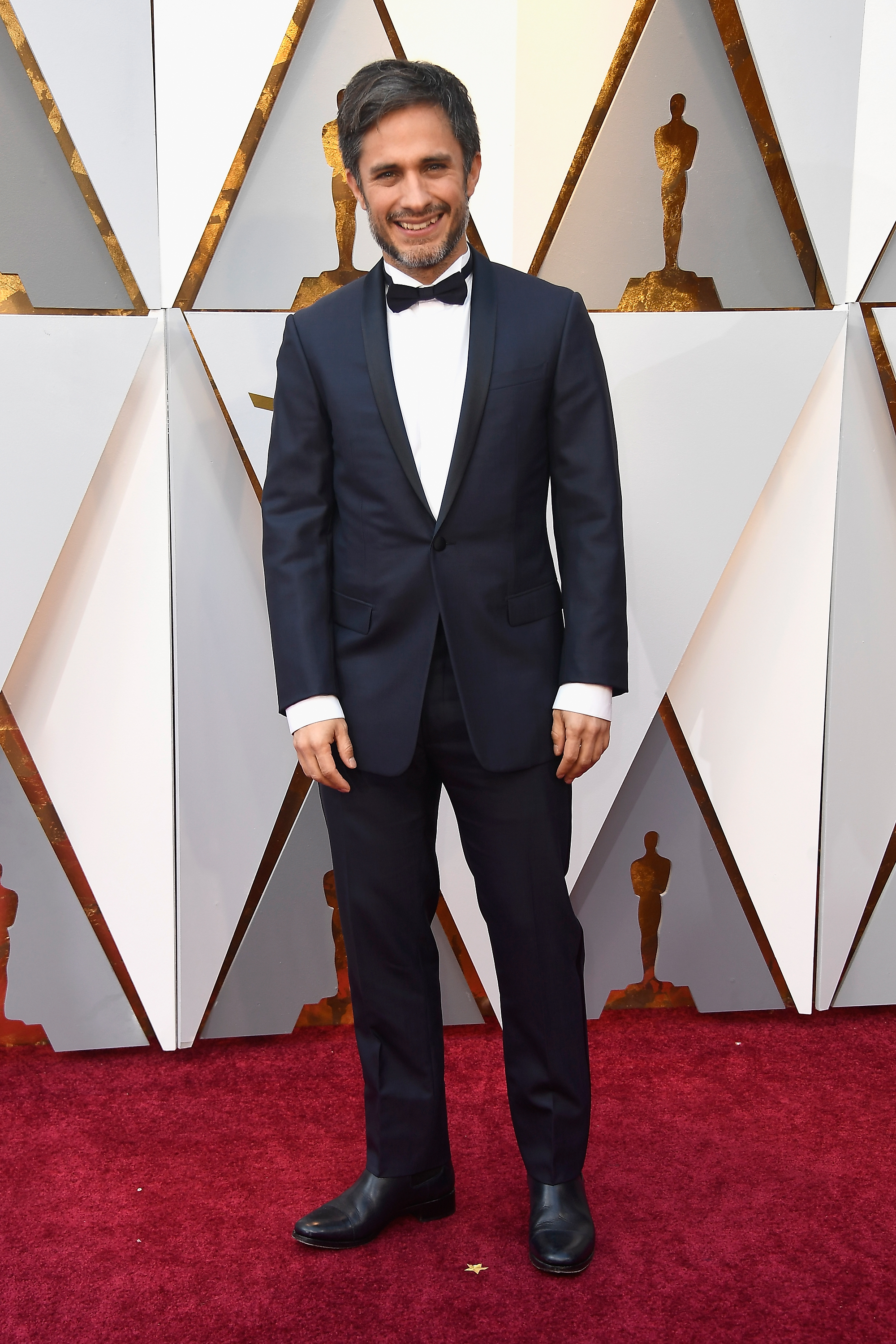 Gael García Bernal en la alfombra roja de los Premios Oscar 2018