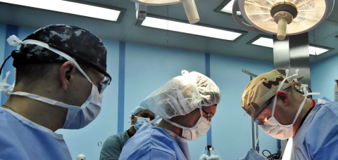 Inventan un aparato capaz de detectar células cancerígenas durante la cirugía.