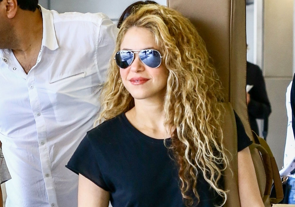 Shakira sin ropa y su más atrevido en Instagram - La Opinión