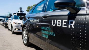El objetivo de Uber de ofrecer transporte sin conductor antes de fin de año se está desmoronando rápidamente