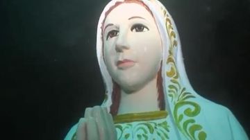 Virgen María en mar de Filipinas