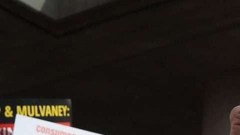 Warren podría competir por la candidatura a la presidencia de EEUU.