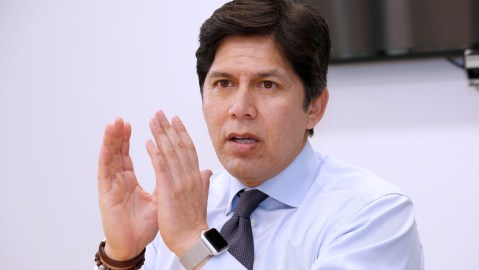 Kevin de Leon. (Aurelia Ventura/La Opinion)