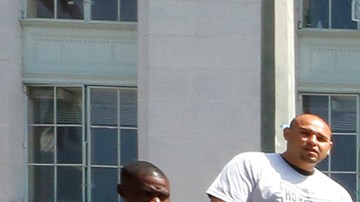 04/25/18/LOS ANGELES/(left to right) Council members David Ryu, Monica Rodriguez, Avis Ridley-Thomas, Patti Giggans, Mayor Eric Garcetti, and Councilwoman Nury Martinez, pose for a photograph at the end of a press conference outside city hall, where they gathered on Denim Day, proclaiming, ÒSexual harassment: Not on My Watch. They stood united in the message that there is no excuse and never an invitation to harass, abuse, assault or rape. (Photo by Aurelia Ventura/La Opinion)
