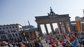 La Media Maratón de Berlín se pudo correr pese a la amenaza. EFE