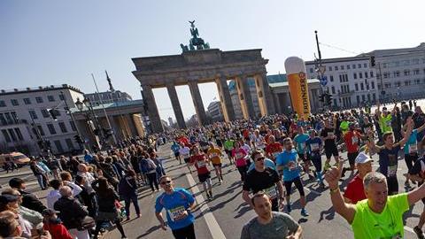 La Media Maratón de Berlín se pudo correr pese a la amenaza. EFE