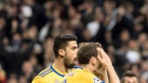 Michael Oliver marcó un polémico penal a favor del Real Madrid y expulsó a Buffon