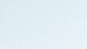 Triunfaron los pantalones cortos en tela vaquera, tejido indispensable en Coachella, y los tops de formas diversas y colores cálidos.