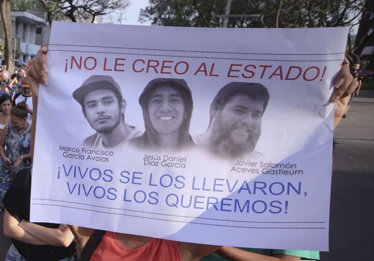 México se indigna, otra vez, por muerte de jóvenes a manos del narco.