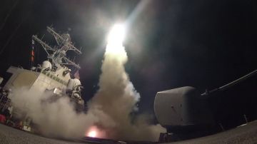 En abril de 2017 Estados Unidos lanzó 59 misiles contra la base aérea de Al Shayrat en respuesta a un ataque con armas químicas. EPA