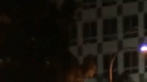 El accidente tuvo lugar poco antes de la 1:30 a.m. cerca de la salida de Lake Avenue.