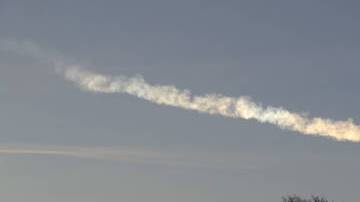 Cola de vapor del meteoro de Chelyabinsk. NASA