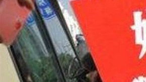 Kang Ying, de 27 años, se reunió con su familia el martes, despertando gran emoción en China.