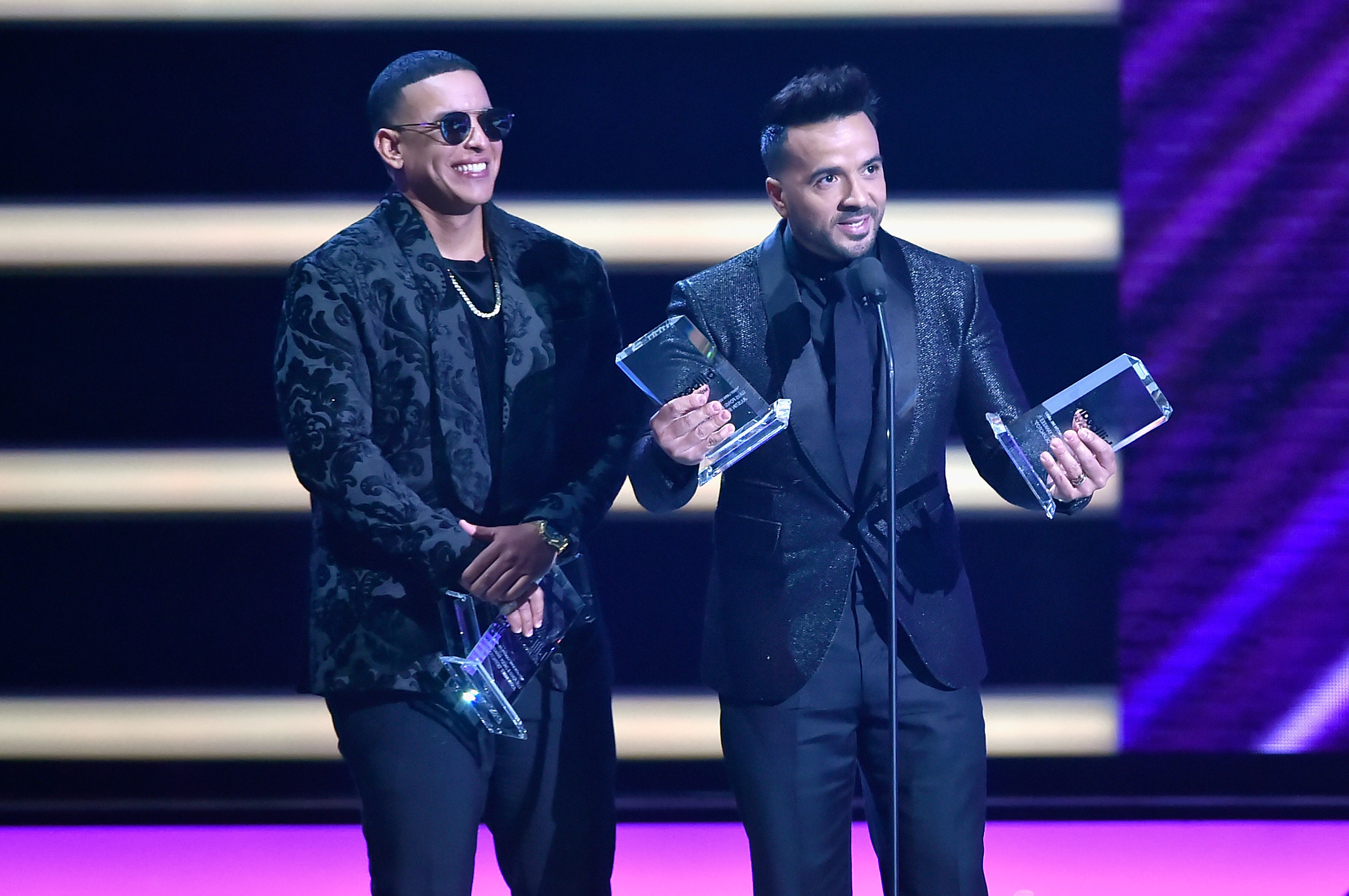 Lista Completa De Ganadores En Premios Billboard 2018 - La Opinión