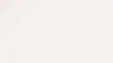 No se sabe qué causa que algunos niños tengan eccema,  pero se sabe que puede tener  un componente hereditario principalmente si uno de los padres sufre  de asma o de alergias.