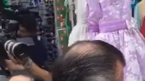 El candidato independiente  realiza su campaña proselitista.