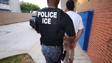 Orvin Omar Reyes-Martinez mordió al agente de ICE cuando lo estaban arrestando