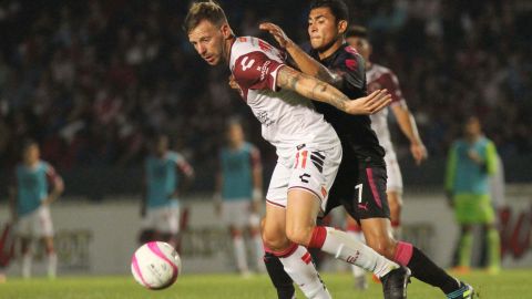 Las Chivas de Guadalajara reciben a los Tiburones Rojos del Veracruz, en duelo de la fecha 14