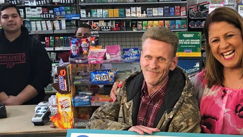 McManus ganó millones junto a su café diario.