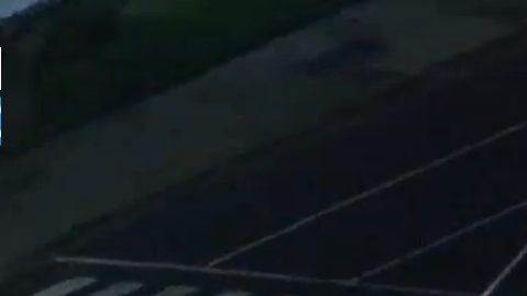 Una persecución a alta velocidad terminó con un choque violento en una intersección en Costa Mesa.