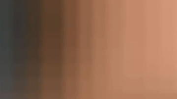 Hershel Louis Korngut se enfrenta a dos cargos graves de actos lascivos contra un niño, un cargo de delito grave de posesión de pornografía infantil.