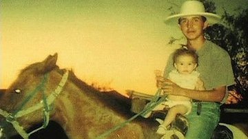 Esequiel Hernández tenía 18 años en 1997 cuando lo mató un Infante de Marina cerca de la frontera. Foto Suministrada/Archivo/La Opinión