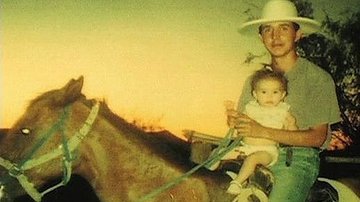 Esequiel Hernández tenía 18 años en 1997 cuando lo mató un Infante de Marina cerca de la frontera. Foto Suministrada/Archivo/La Opinión