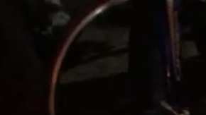 Decenas de personas viajaron a las avenidas de Manchester y Normandie, donde Fredrick Frasier, de 22 años, fue golpeado y asesinado el martes.