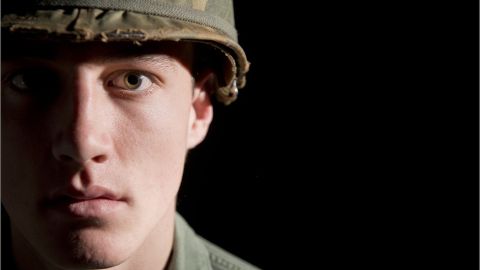 El  entrenamiento militar está orientado a sobreponerse al miedo.