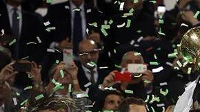 Juventus celebra tras ganar la final de la Copa Italia al AC Milán. (Foto: EFE/RICCARDO ANTIMIANI)