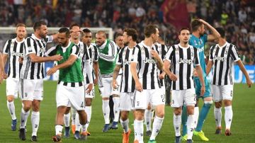 La Juventus consiguió su título 34 y el séptimo consecutivo. (Foto: EFE/EPA/CLAUDIO PERI)