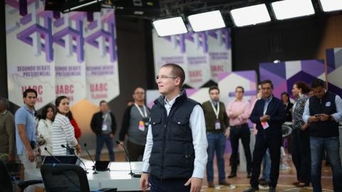 Ricardo Anaya visita el foro del segundo debate en Tijuana.