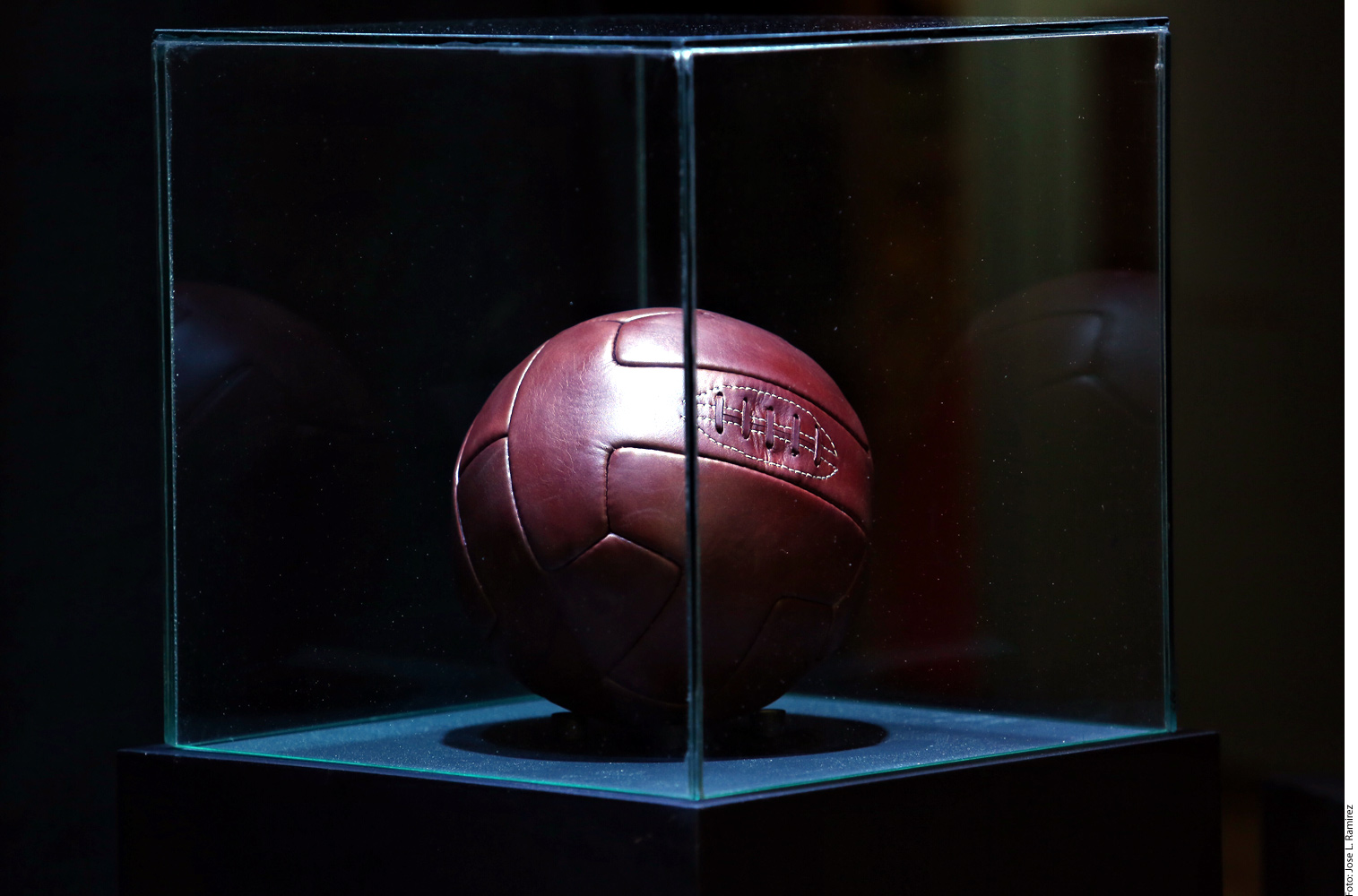 Se exhibirán réplicas de balones usados por el Tricolor en los Mundiales
