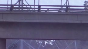 El sospechoso se rindió en El Monte.