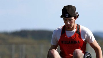 Este adolescente está luchando contra todos los obstáculos desde que tuvo un accidente que le dejó en silla de ruedas.