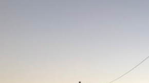 La policía busca pistas para resolver el caso.