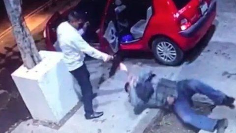 Asesinato afuera de un bar en la Ciudad de México.