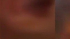 La reacción del bebé tras el beso de su papá emocionó al mundo.