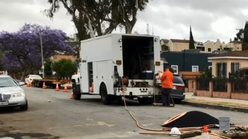 Long Beach ha solicitado $8 millones del impuesto para reparar sus carreteras.