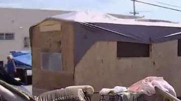 Hay una relación entre desalojos y covid. (Captura/NBC Miami)